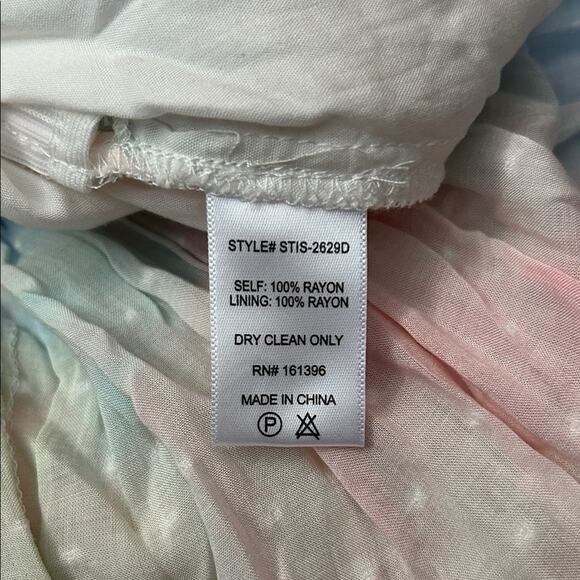 Isabelle’s Cabinet Naomi Pastel Tie Dye Romper, Size Small - Picture 14 of 15